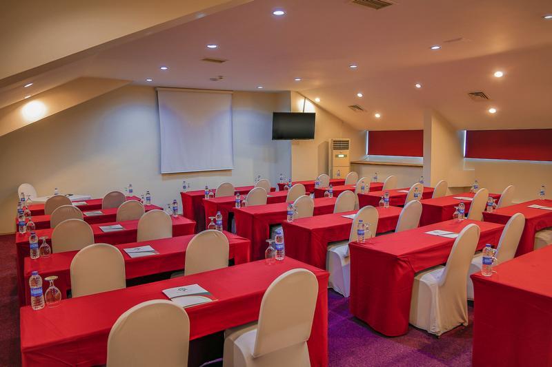 Istanbul Airport Durusu Club Hotel