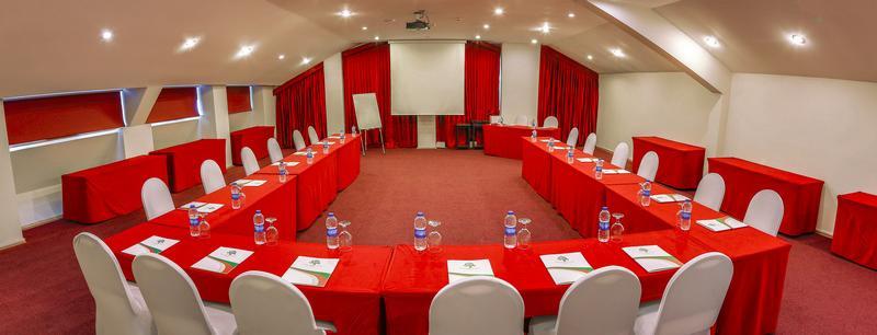 Istanbul Airport Durusu Club 2*